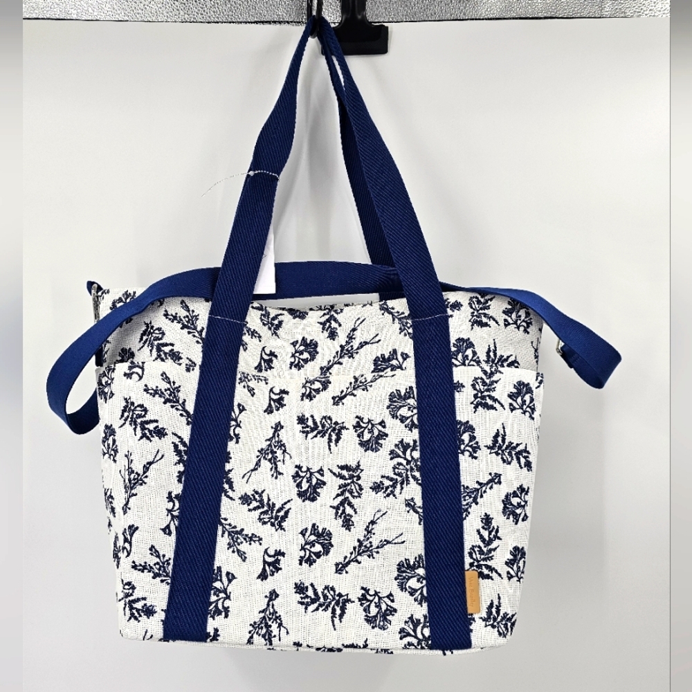 Vera Bradley Navy and White Floral Tote